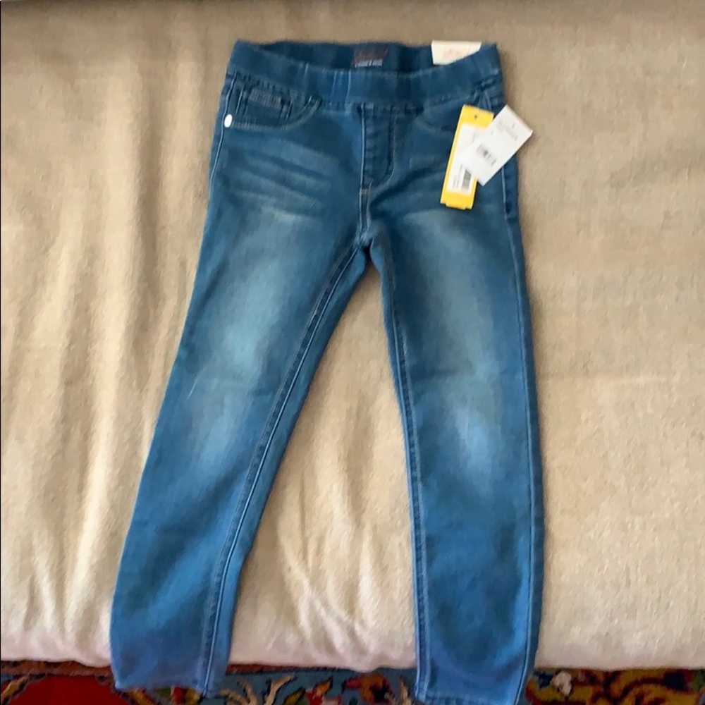 Studio v by Vigoss Bridget Knit Skinny Jeans